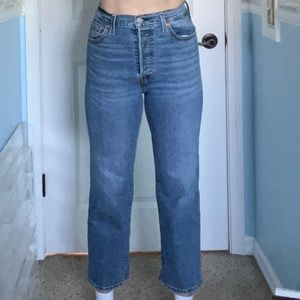 Levi Ribcage Straight Ankle